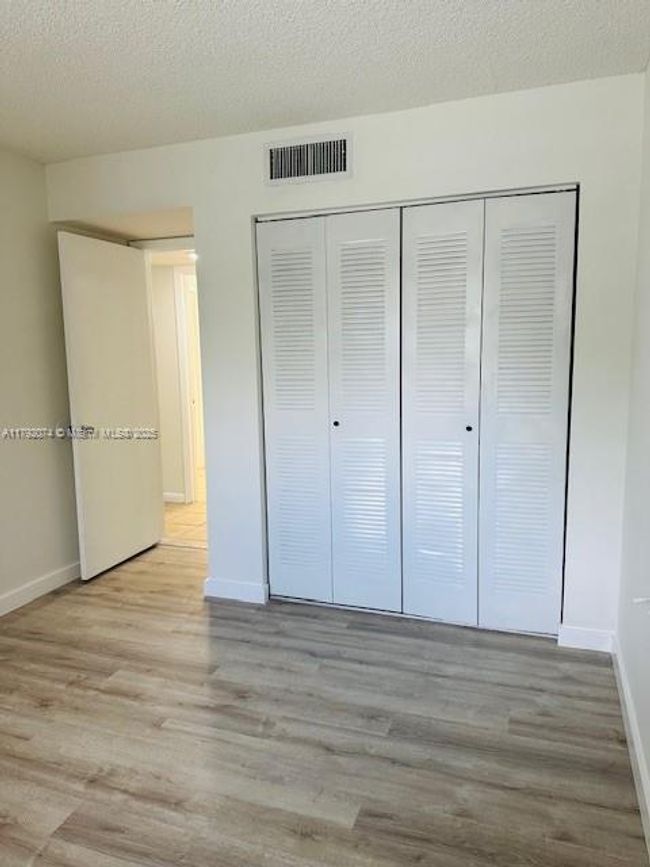 APT-203 - 6975 Nw 179 Th St, Condo with 2 bedrooms, 1 bathrooms and null parking in Hialeah FL | Image 8
