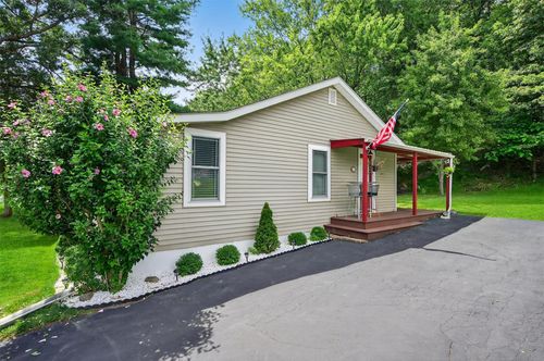 274 Reservoir Rd, Goshen, NY, 10924-5848 | Card Image