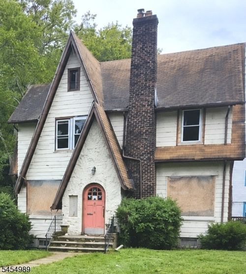 52 Hillside Ave, West Orange, NJ, 07052-4507 | Card Image