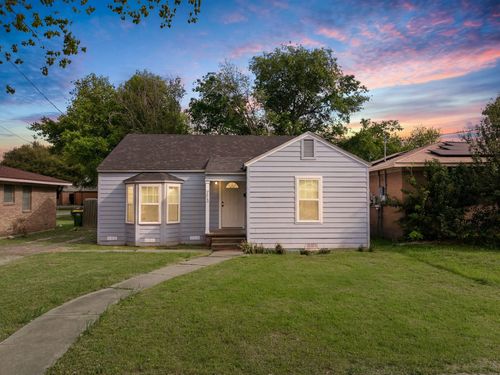 713 E Franklin St, Hillsboro, TX, 76645-2218 | Card Image