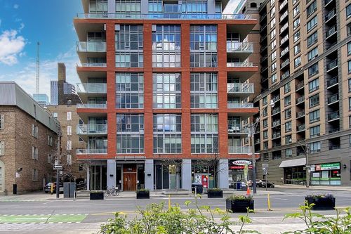 612-126 Simcoe St, Toronto, ON, M5H4E6 | Card Image