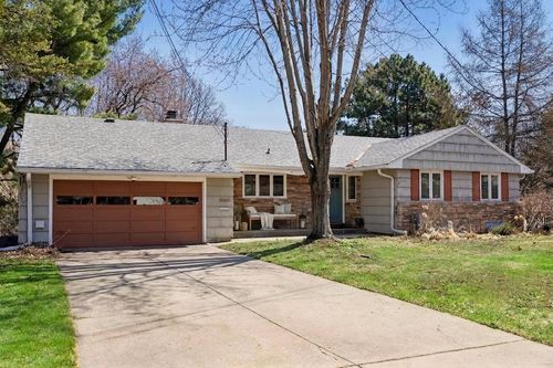 609 Waterman Circle, Edina, MN, 55343 | Card Image