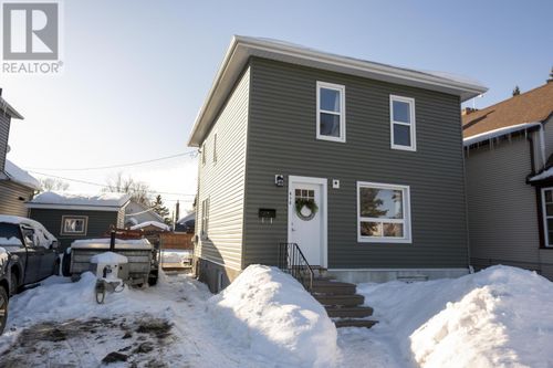 415 Archibald St S, Thunder Bay, ON, P7E1G9 | Card Image