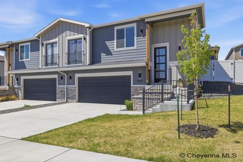 5124 Sullivan St, Cheyenne, WY, 82009-5861 | Card Image