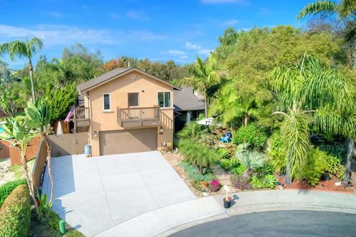 2726 Naples Ct, Carlsbad, CA, 92010-2128 | Card Image