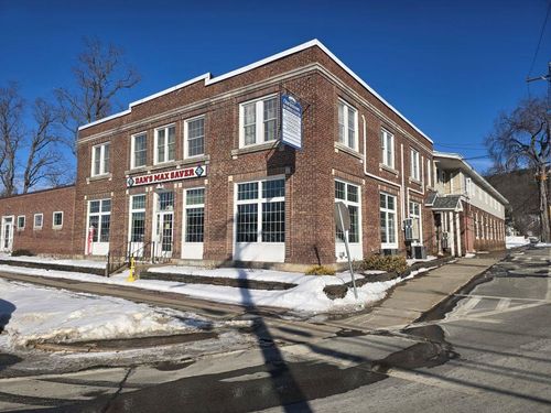 209 Main St, Charlestown, NH, 03603-4910 | Card Image