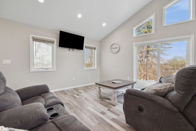 108 Wrenwood Rd, House other with 2 bedrooms, 2 bathrooms and null parking in Montezuma IA | Image 5