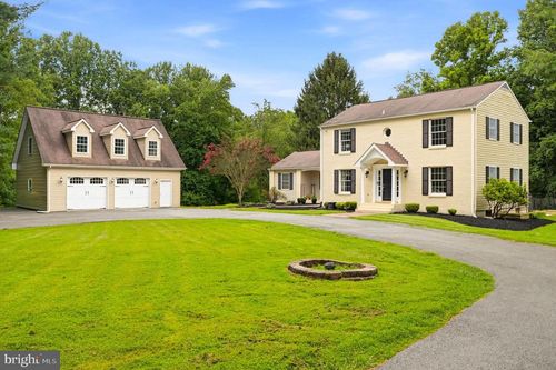 11890 Triadelphia Rd, ELLICOTT CITY, MD, 21042-1004 | Card Image