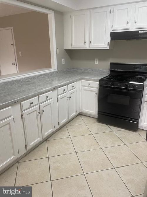 5-125 Clubhouse Dr Sw, LEESBURG, VA, 20175-4224 | Card Image