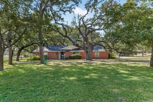 1205 Yellowstone St, Pleasanton, TX, 78064-1715 | Card Image