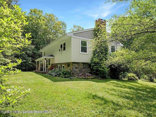 10 Norman Rd, Shandaken, NY, 12480-5633 | Card Image