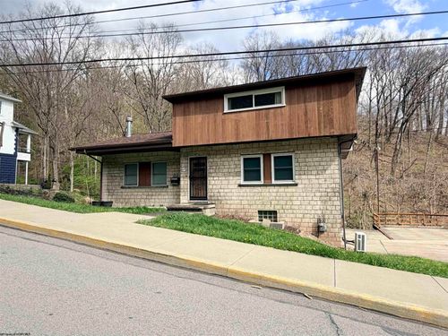 324 8th St, Morgantown, WV, 26505-4608 | Card Image