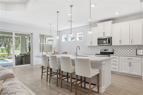 28040 Seasons Tide Ave, BONITA SPRINGS, FL, 34135-9074 | Card Image