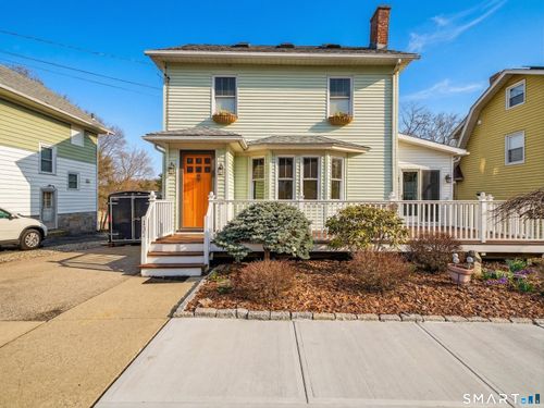 131 Norwood Ave, New London, CT, 06320-3835 | Card Image