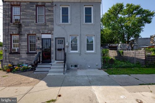 746 Pine St, CAMDEN, NJ, 08103-2450 | Card Image