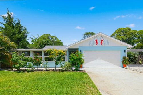 2221 Coronada Way S, St Petersburg, FL, 33712-4133 | Card Image