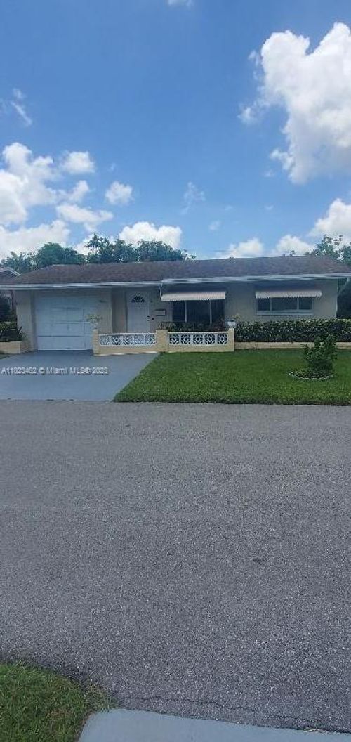 4926 Nw 48th Ave, Tamarac, FL, 33319-3659 | Card Image