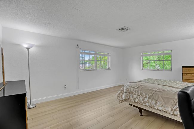 852 Palo Verde Ct, House other with 5 bedrooms, 3 bathrooms and null parking in Haverhill FL | Image 32