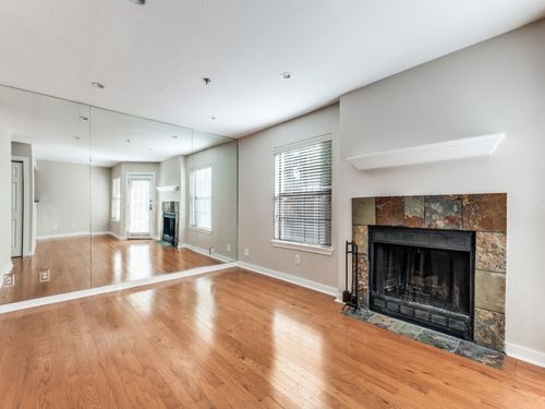 apt-130-3901 Travis St, Dallas, TX, 75204-1735 | Card Image