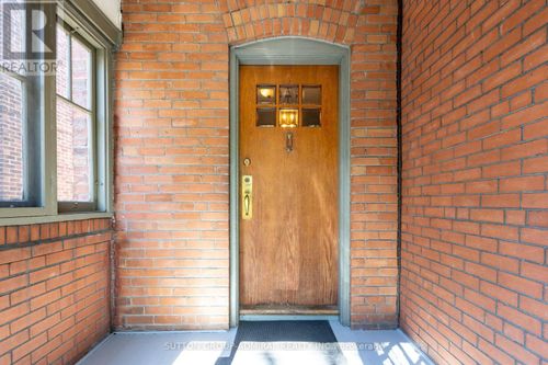 60 Manor Road E, Toronto (Mount Pleasant West), ON, M4S1P8 | Card Image