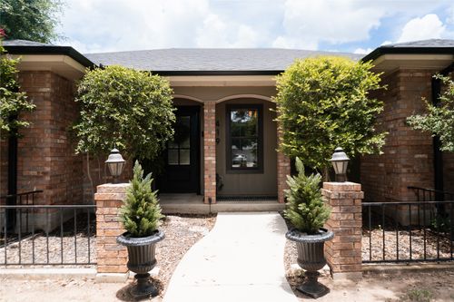 419 Windcrest Dr, Early, TX, 76802-2353 | Card Image