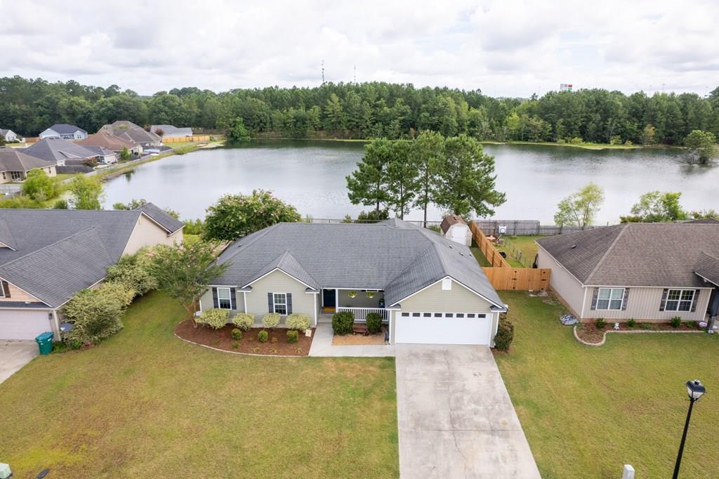 Kayla Dr, Hahira, GA 31632