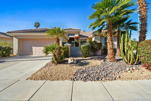 35141 Monarch Way, Palm Desert, CA, 92211-3739 | Card Image