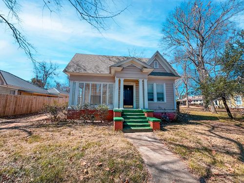 1209 N Link St, Palestine, TX, 75803-8367 | Card Image