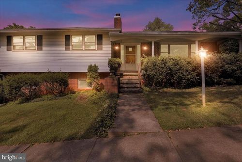 105 Clayton Ave, WYOMISSING, PA, 19610-2303 | Card Image