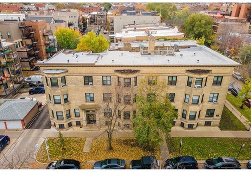 2d-923 W Waveland Ave, Chicago, IL, 60613-4342 | Card Image