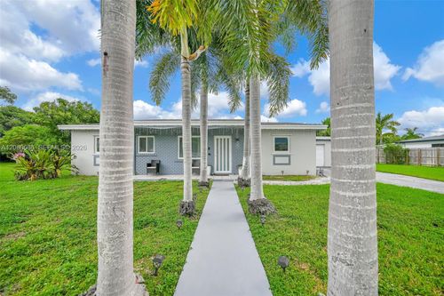 15400 Sw 297th Ter, Homestead, FL, 33033-3545 | Card Image