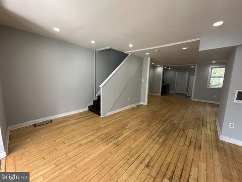 5313 Willows Ave, PHILADELPHIA, PA, 19143-4127 | Card Image