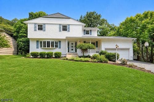 7 Rosemont Ter, West Orange, NJ, 07052-2216 | Card Image