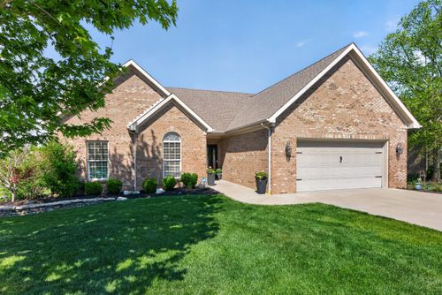 105 Elm Fork Dr, Paris, KY, 40361-2711 | Card Image