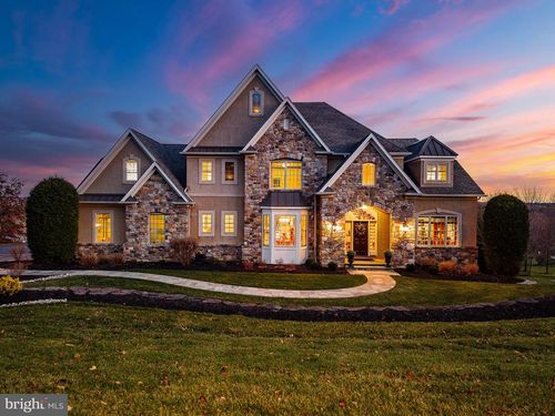5829 Ridgeview Dr, DOYLESTOWN, PA, 18902-1366 | Card Image