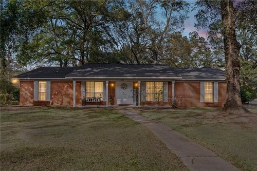 302 Hummingbird Dr N, Satsuma, AL, 36572-2437 | Card Image