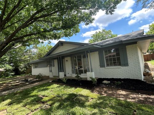 1109 Roman Rd, Grand Prairie, TX, 75050-3206 | Card Image