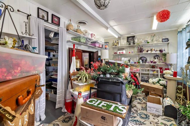 409 N 1 St St, Home with 0 bedrooms, 2 bathrooms and null parking in Gas City IN | Image 24