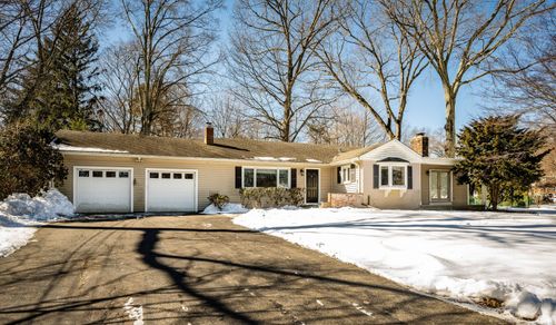 5 Midrocks Drive, Norwalk, CT, 06851 | Card Image