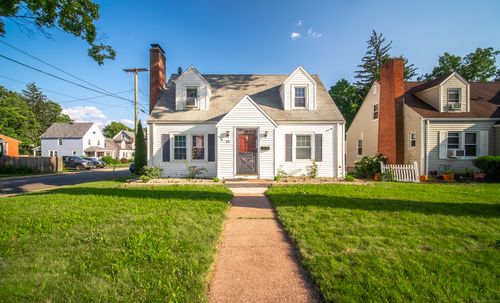 44 Middle Tpke E, Manchester, CT, 06040-4250 | Card Image