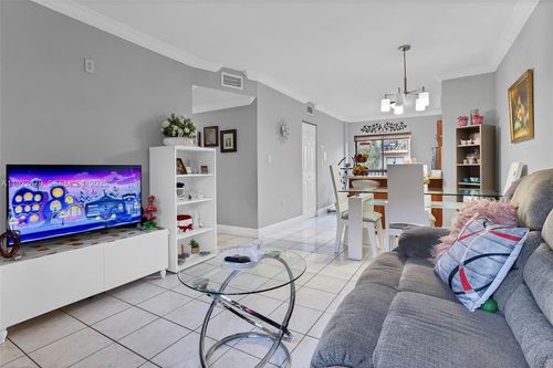 apt-309-5490 W 21st Ct, Hialeah, FL, 33016-7049 | Card Image