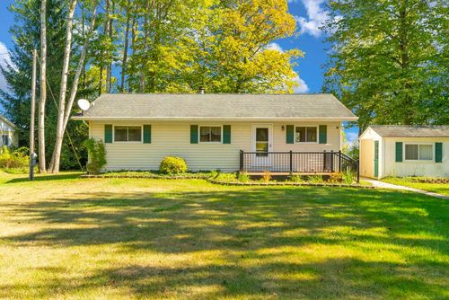 6240 Lakeshore Rd, Palms, MI, 48465 | Card Image