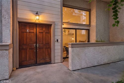 e-26120 Alizia Canyon Dr, Calabasas, CA, 91302-3424 | Card Image