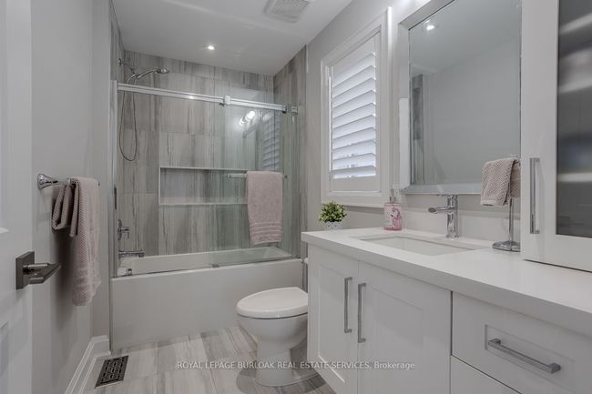 474 Dewitt Rd, House other with 4 bedrooms, 4 bathrooms and 4 parking in Stoney Creek ON | Image 33