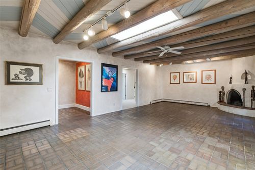 109 Calle Royale, Santa Fe, NM, 87505-4616 | Card Image