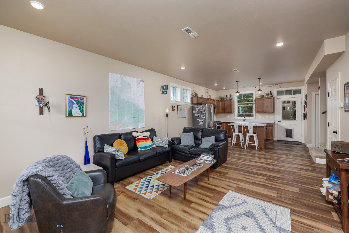 Residential in Livingston 3