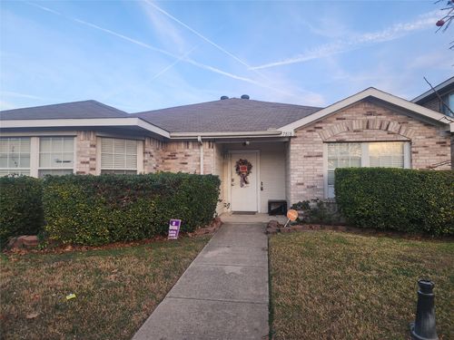 7818 Jubilant Dr, Dallas, TX, 75237-3622 | Card Image
