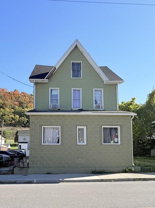 213 Horner St, Johnstown, PA, 15902-1923 | Card Image