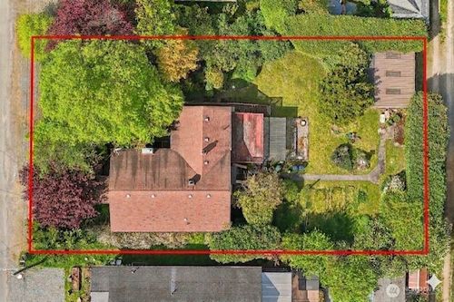 8812 Dibble Ave Nw, Seattle, WA, 98117-3251 | Card Image