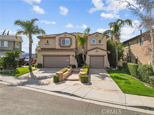 27810 Pine Crest Pl, Castaic, CA, 91384-4127 | Card Image